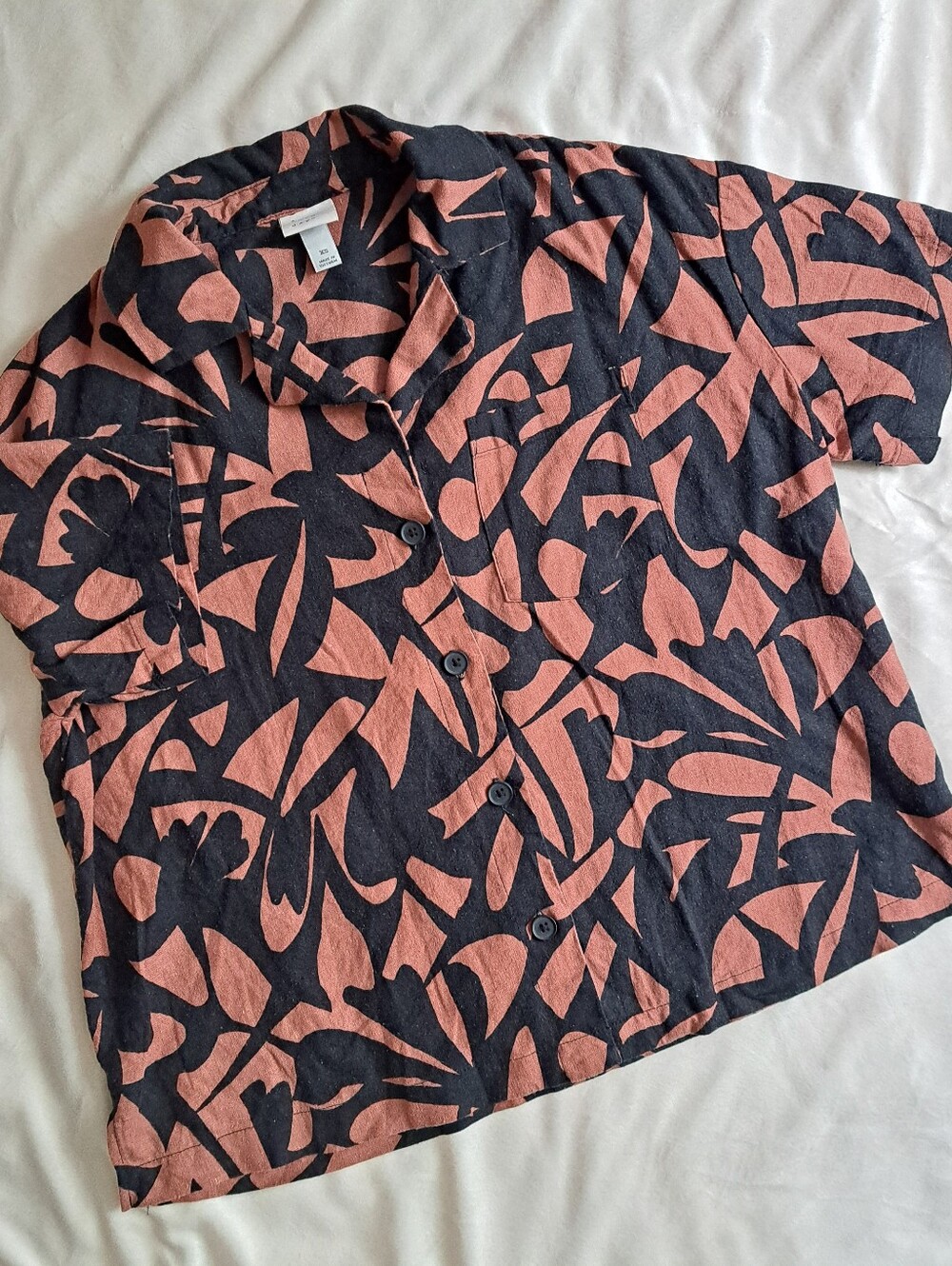 Linen Button-Up Shirt | XS Oversized
